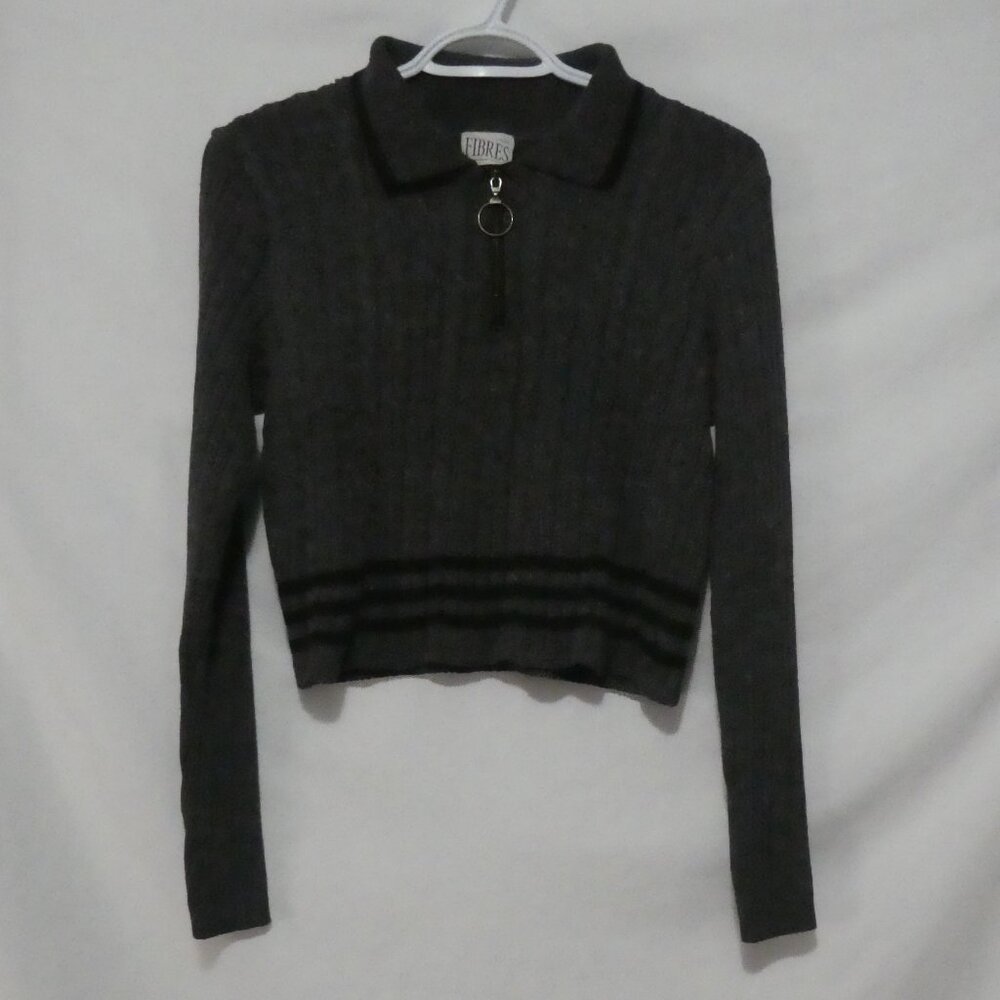 FIBERS | medium | Cropped Ribbed Long Sleeve 1/4 Zip-Up Sweater
